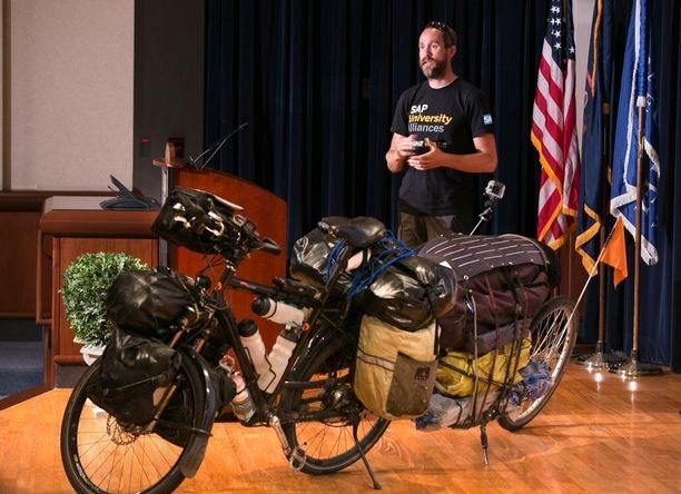 Share the Knowledge Tour to visit GVSU